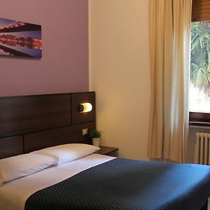 Kamer met een King Size Bed